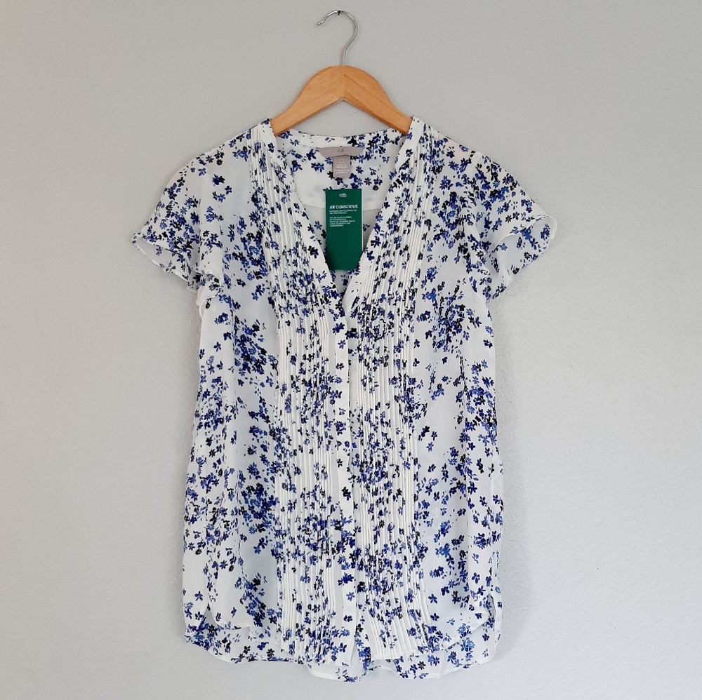 NWT H&M | Blue Floral Blouse